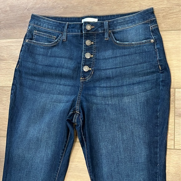 LC Lauren Conrad Dark Blue Skinny Jeans Fray and Mildly Distressed Sz 16 - Picture 10 of 16